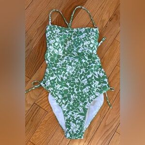 No Boundaries 1 Piece Floral Green White Cheeky High Leg Swimsuit  XL 16-18- NWT